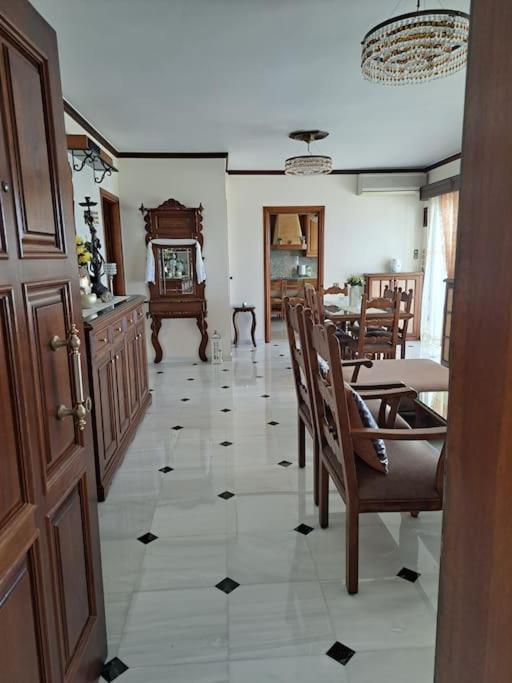 העיירה רתימנו Seaview Flora'S Luxury Apartment-300Meters From The Beach מראה חיצוני תמונה