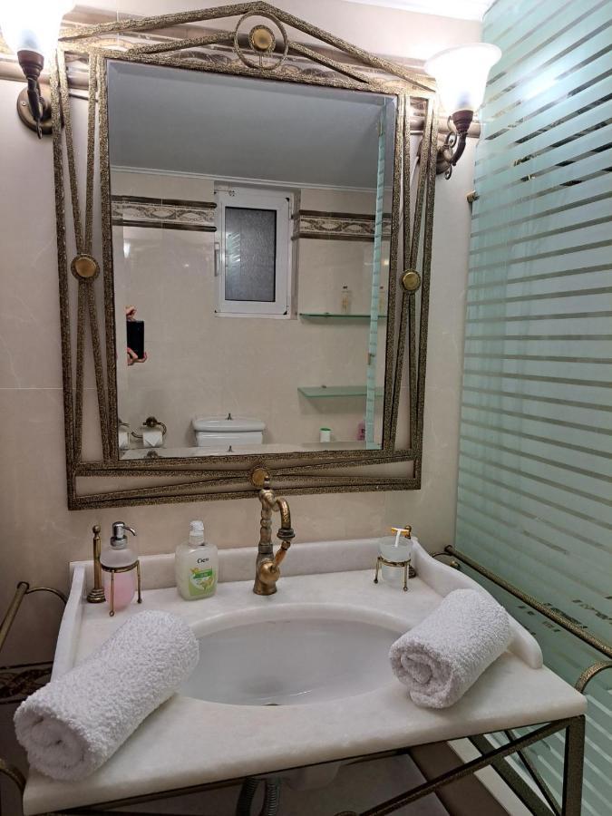 העיירה רתימנו Seaview Flora'S Luxury Apartment-300Meters From The Beach מראה חיצוני תמונה